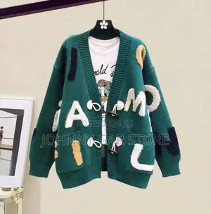 Photo - ማራኪ የሴት የሹራቦች