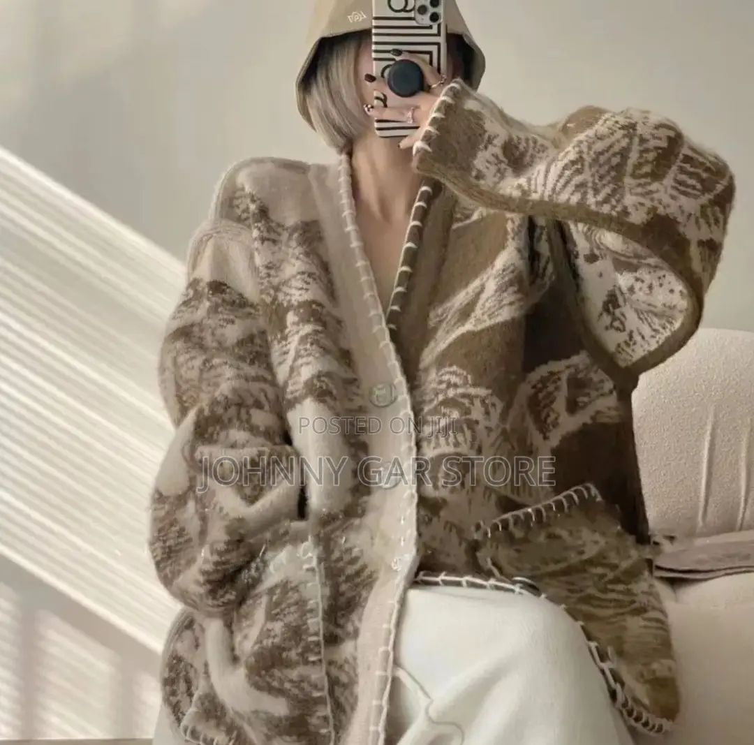 ማራኪ የሴት የሹራቦች