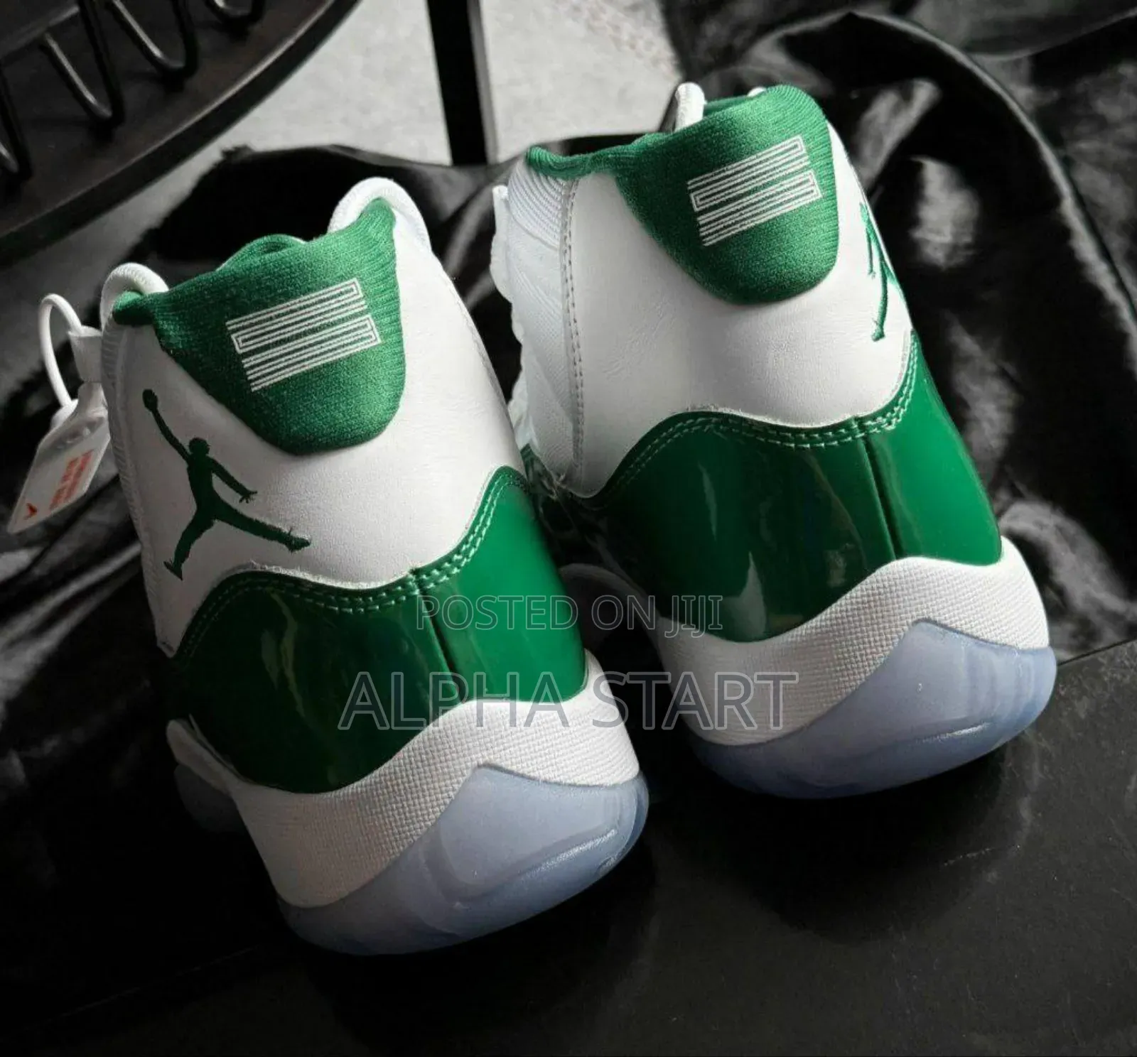 Jordan 11
White Green High Master Quality Shoes