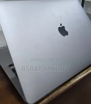 New Laptop Apple MacBook Air 2020 M1 8GB Apple M1 SSD 256GB
