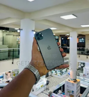 New Apple iPhone 11 Pro Max 256 GB