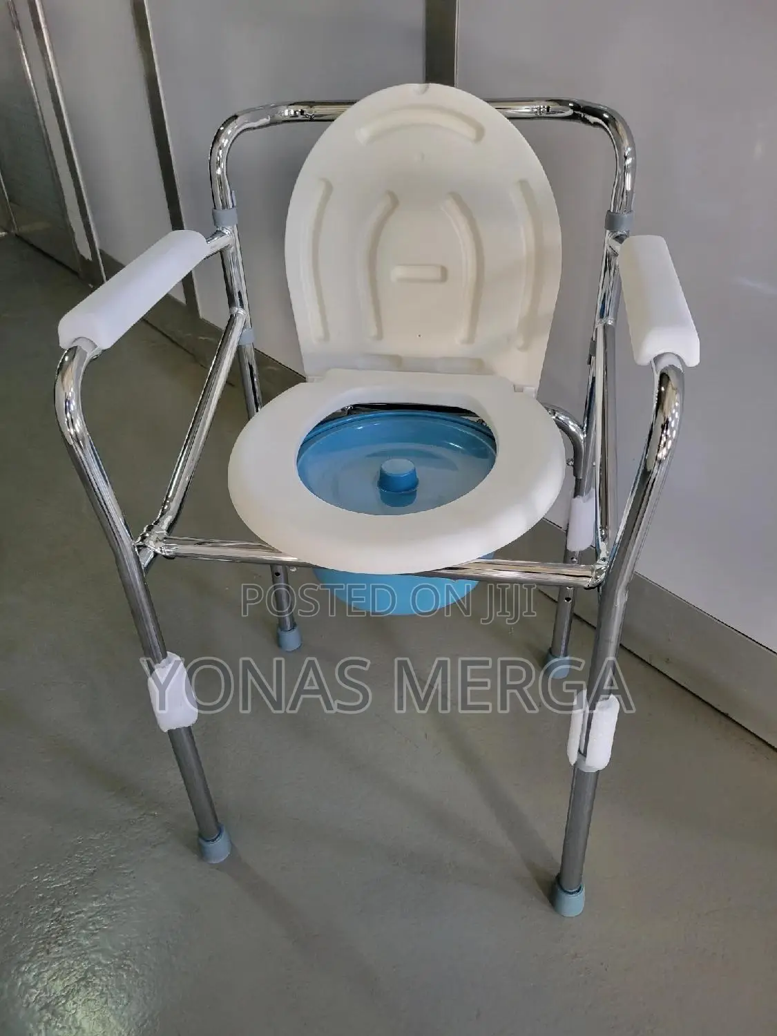 Pot=Toilet Commode–By the Bed,Or Over an Existing Toilet