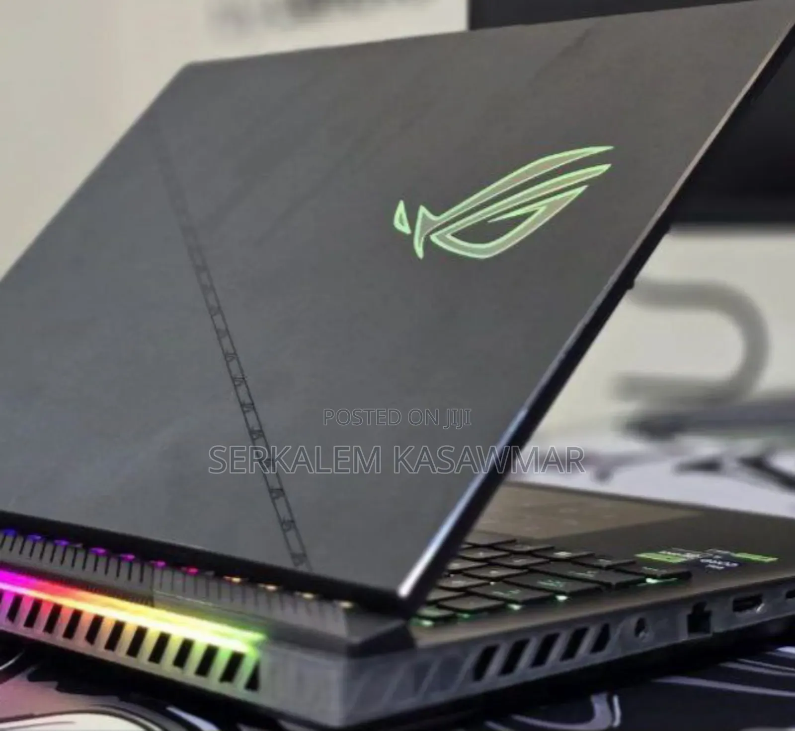 New Laptop Asus ROG Strix SCAR 15 32GB Intel Core I9 SSD 1T