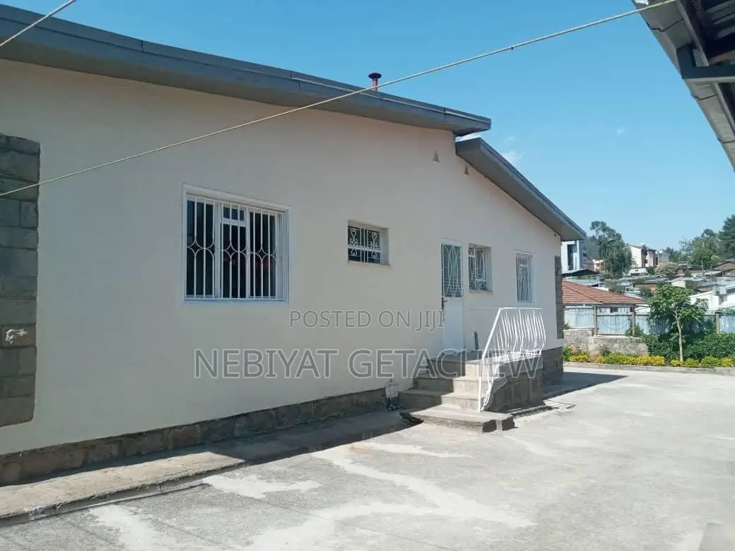 3bdrm Villa in Villa For Rent Near, Yeka for rent