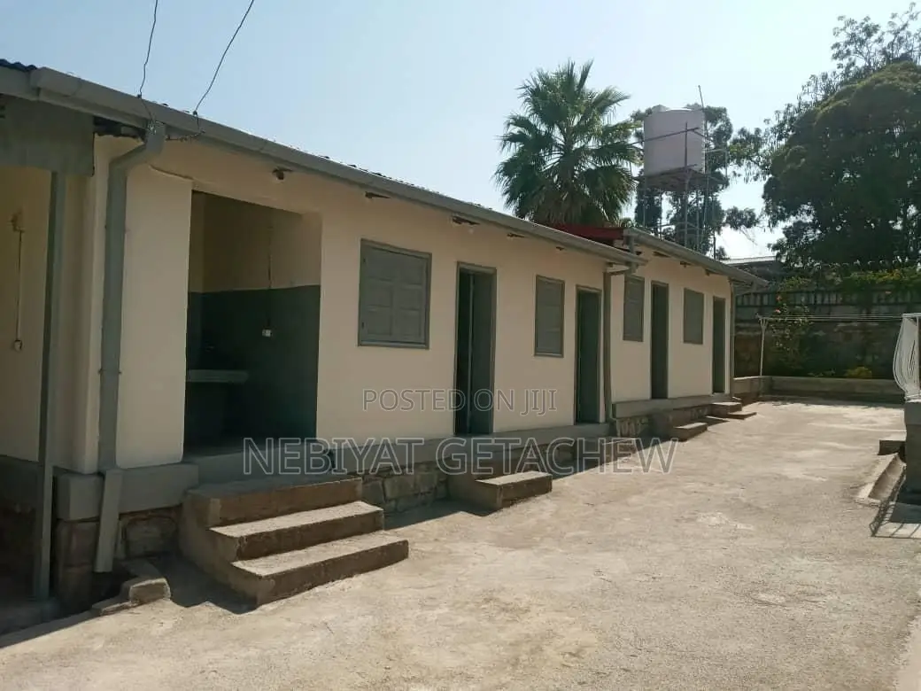 3bdrm Villa in Villa For Rent Near, Yeka for rent