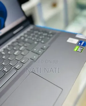 New Laptop Lenovo Ideapad 3 16GB Intel Core I7 SSD 1T