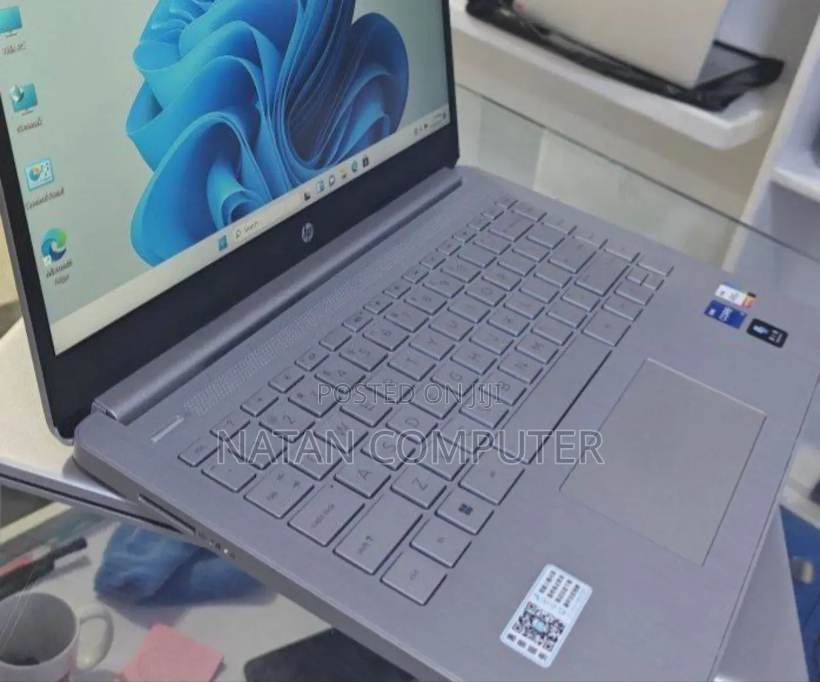 New Laptop HP Stream Notebook 8GB Intel Core I7 SSD 1T