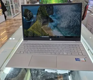 Photo - New Laptop HP Pavilion 14 16GB Intel Core I7 SSD 512GB
