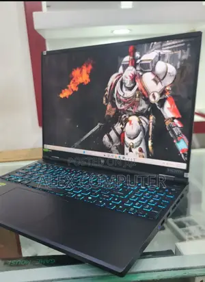 New Laptop Acer Predator Helios 18 PH18-71 16GB Intel Core I7 SSD 512GB