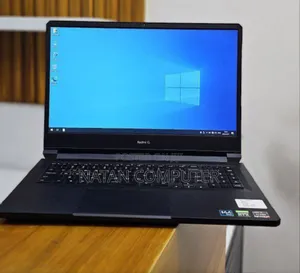 New Laptop RLG 16GB AMD Ryzen 7 SSD 512GB