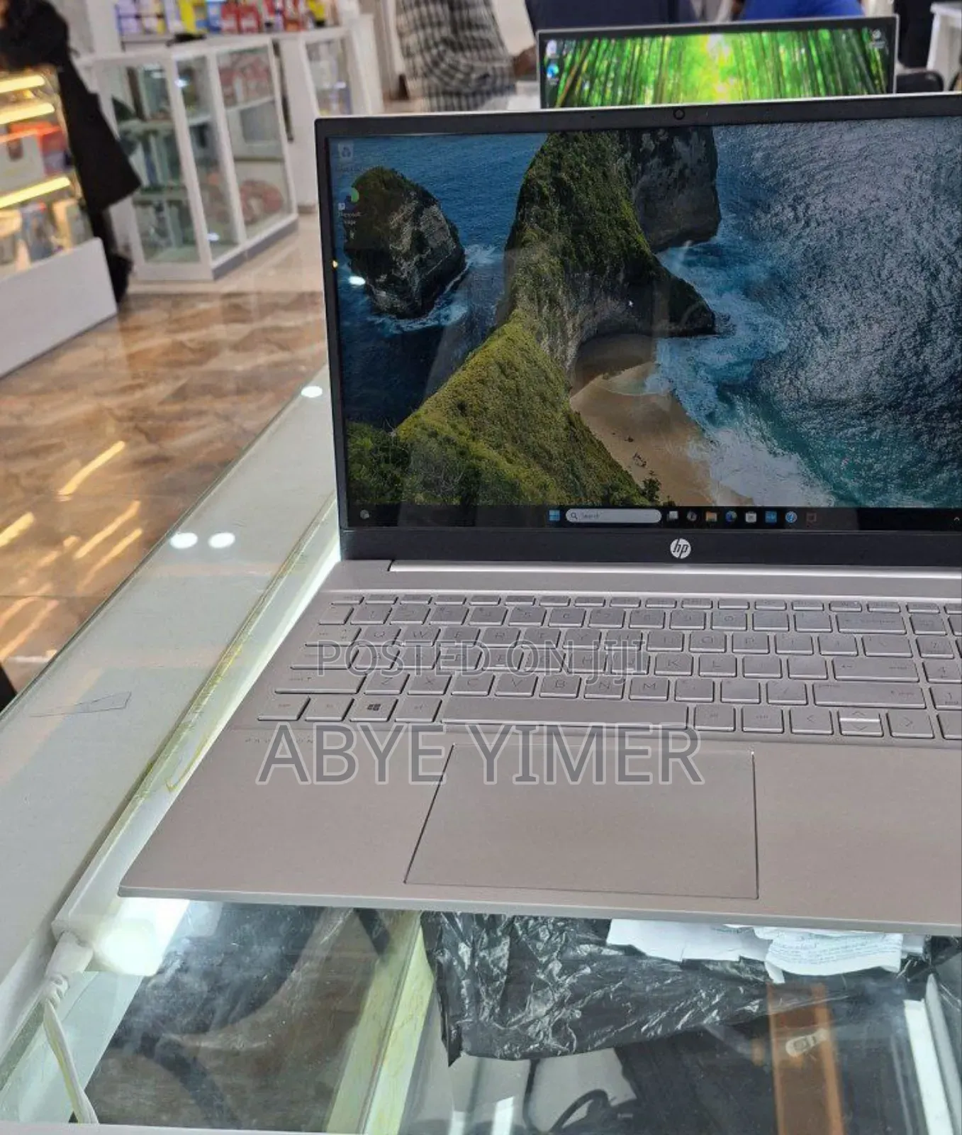 New Laptop HP Pavilion 15 16GB Intel Core I7 SSD 512GB