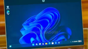 New Laptop HP Pavilion X360 8GB Intel Core I5 SSD 512GB