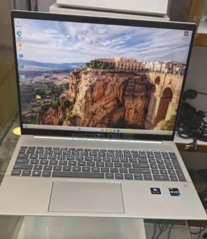 New Laptop HP Pavilion 15t 16GB Intel Core I7 SSD 1T