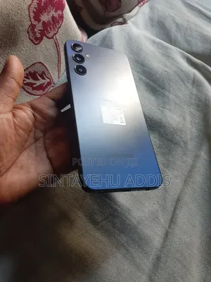 Photo - Samsung Galaxy M14 64 GB Black