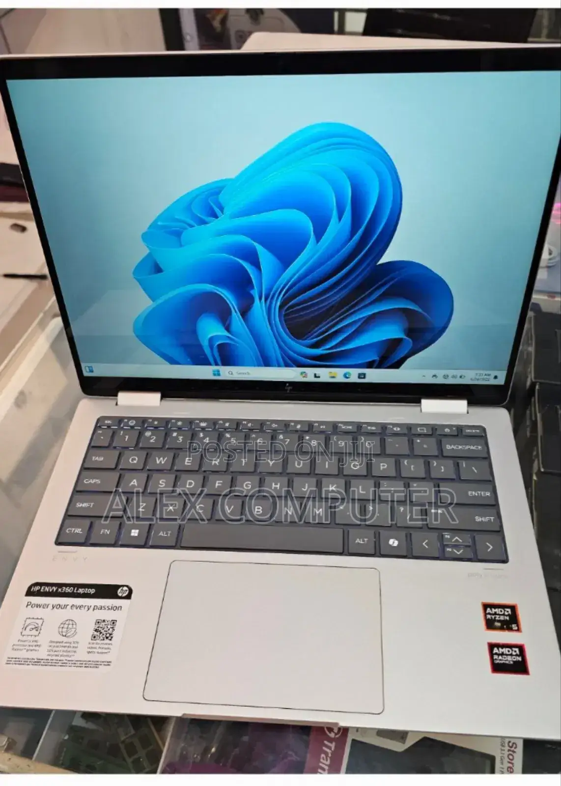 New Laptop HP Envy X360 16GB AMD Ryzen 5 SSD 512GB