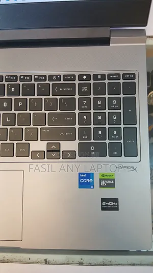 New Laptop HP Omen 17 8GB Intel Core I7 SSD 1T