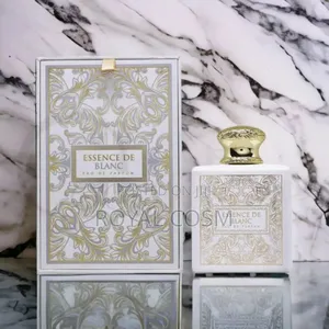 Photo - Essence De Blanc French Avenue Unisex Pefume
