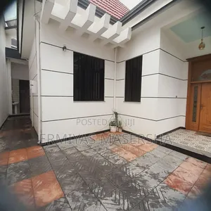 Furnished 5bdrm Villa in Yeka for sale