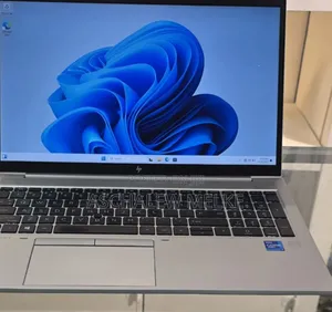 New Laptop HP EliteBook 850 G8 16GB Intel Core I7 SSD 512GB