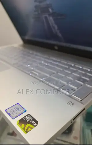 New Laptop HP Pavilion Gaming 15 2019 16GB Intel Core I5 SSD 512GB