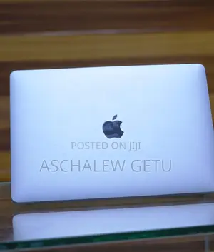 Photo - New Laptop Apple MacBook Pro 2022 M2 8GB Intel Core M2 SSD 256GB