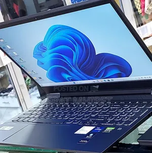 Photo - New Laptop HP Victus 15 16GB Intel Core I7 SSD 1T