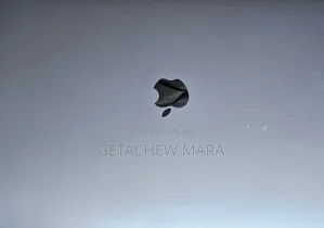 Photo - New Laptop Apple MacBook Pro 2019 32GB Intel Core I9 SSD 512GB