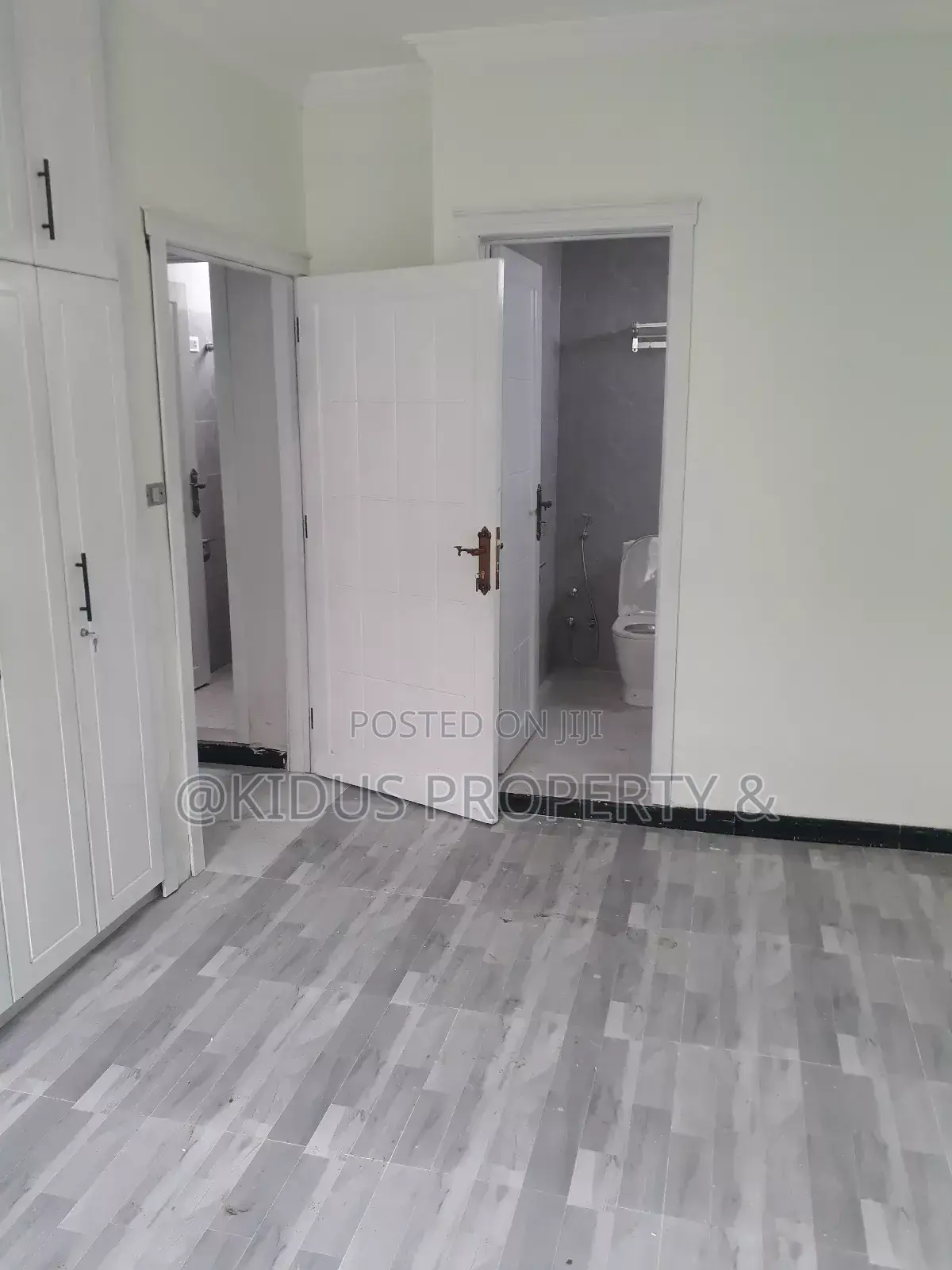 3bdrm Apartment in Around Nasswe Real, Nifas Silk-Lafto for rent