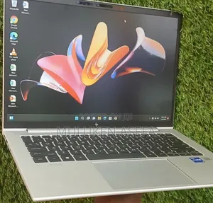 New Laptop HP EliteBook 840 G9 16GB Intel Core I7 SSD 512GB