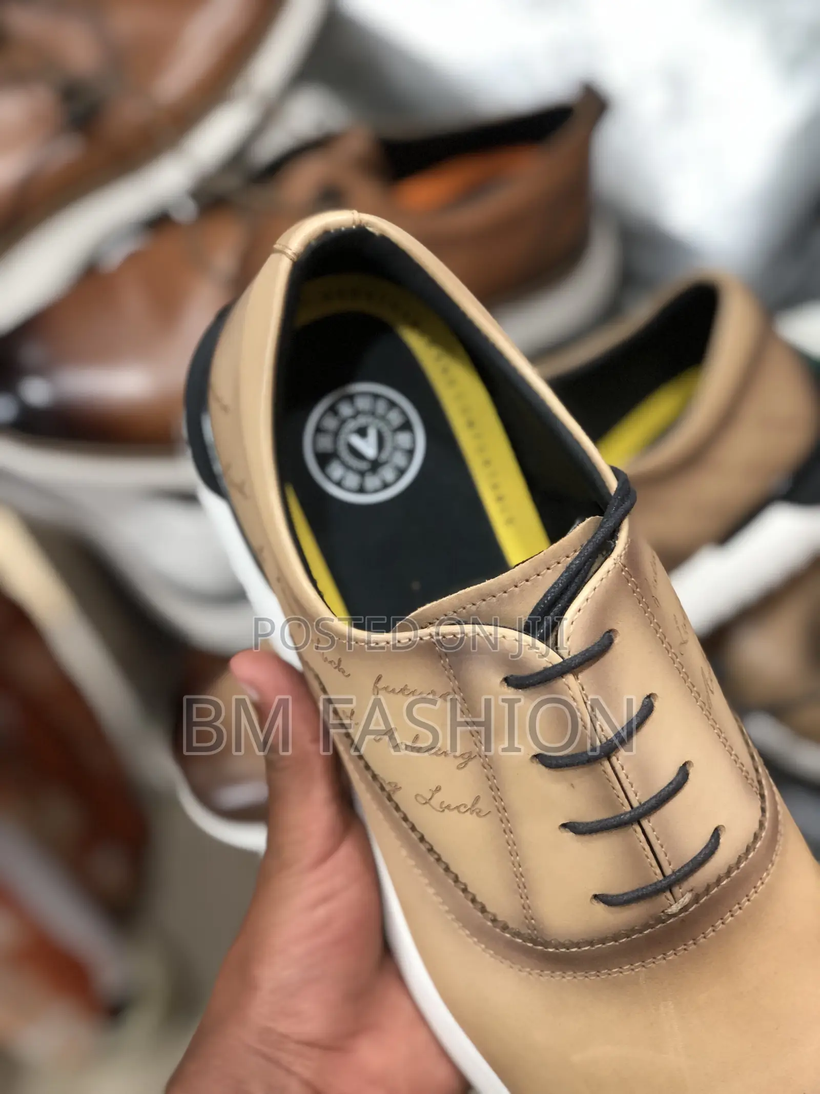 Aokang Brown Men’S Classic Shoes