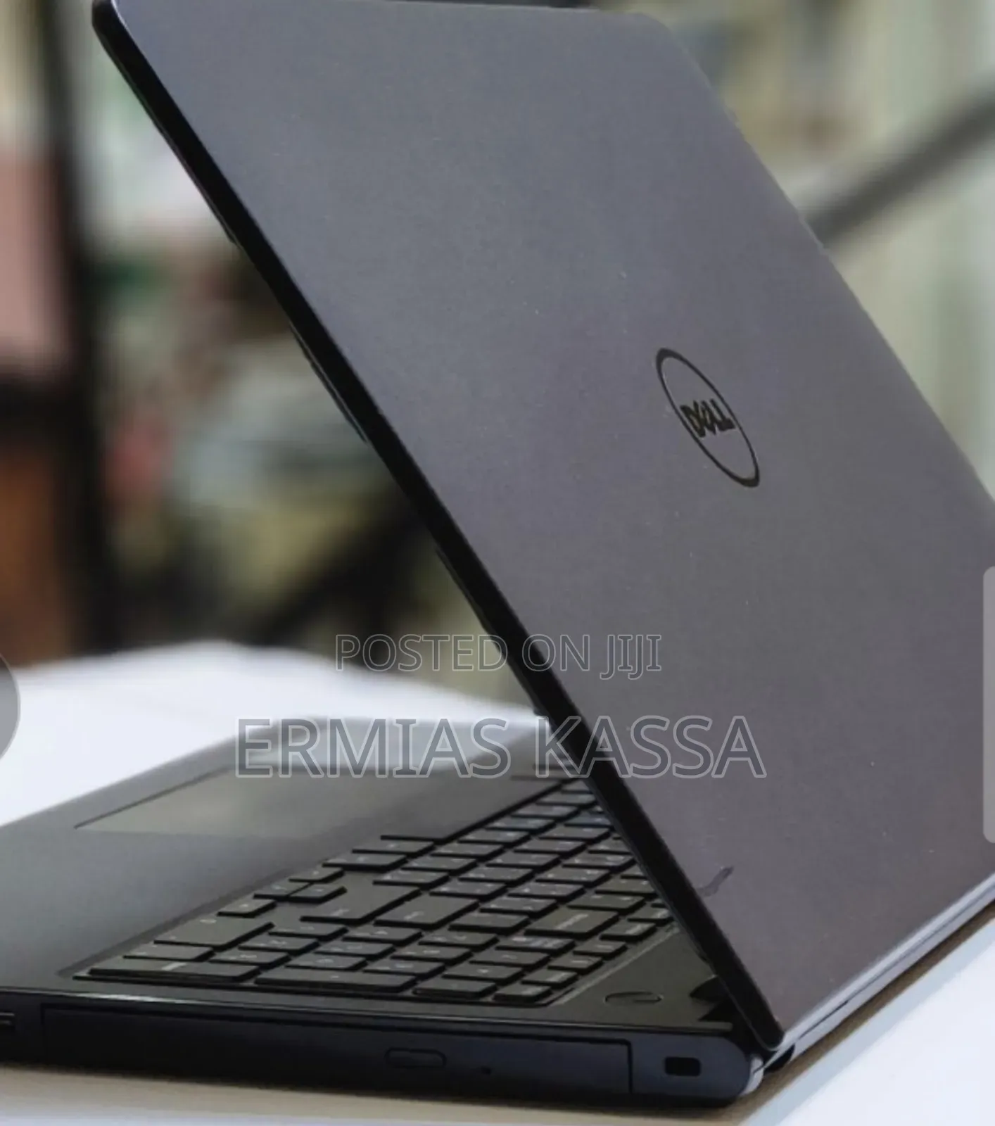 New Laptop Dell Vostro 15 3000 4GB AMD A8 HDD 500GB