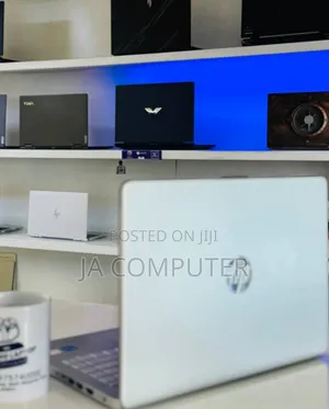 New Laptop HP Stream Notebook 8GB Intel Core I5 SSD 256GB