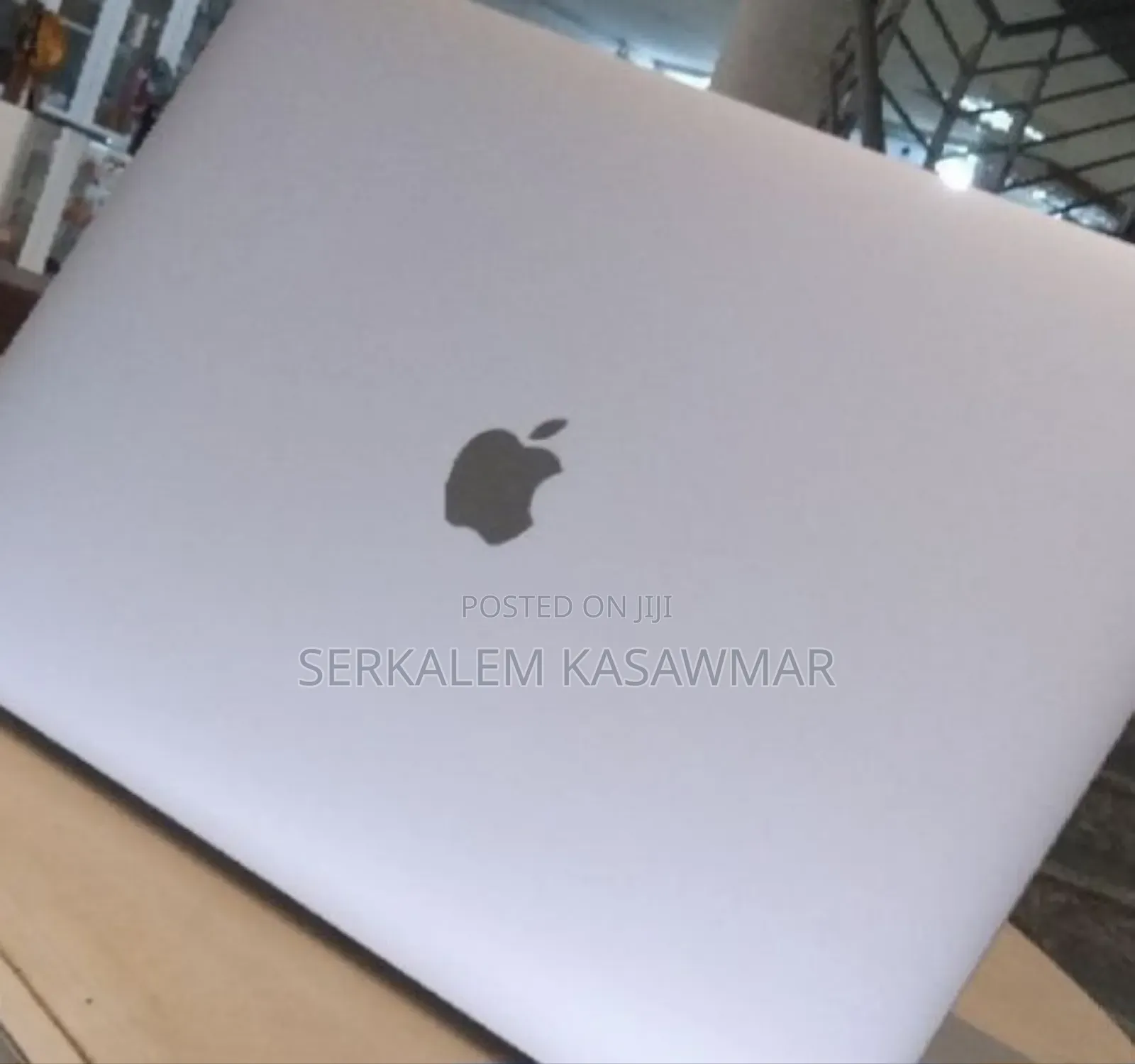 New Laptop Apple MacBook Pro 2017 16GB Intel Core I7 SSD 512GB