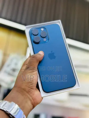 New Apple iPhone 15 Pro Max 256 GB