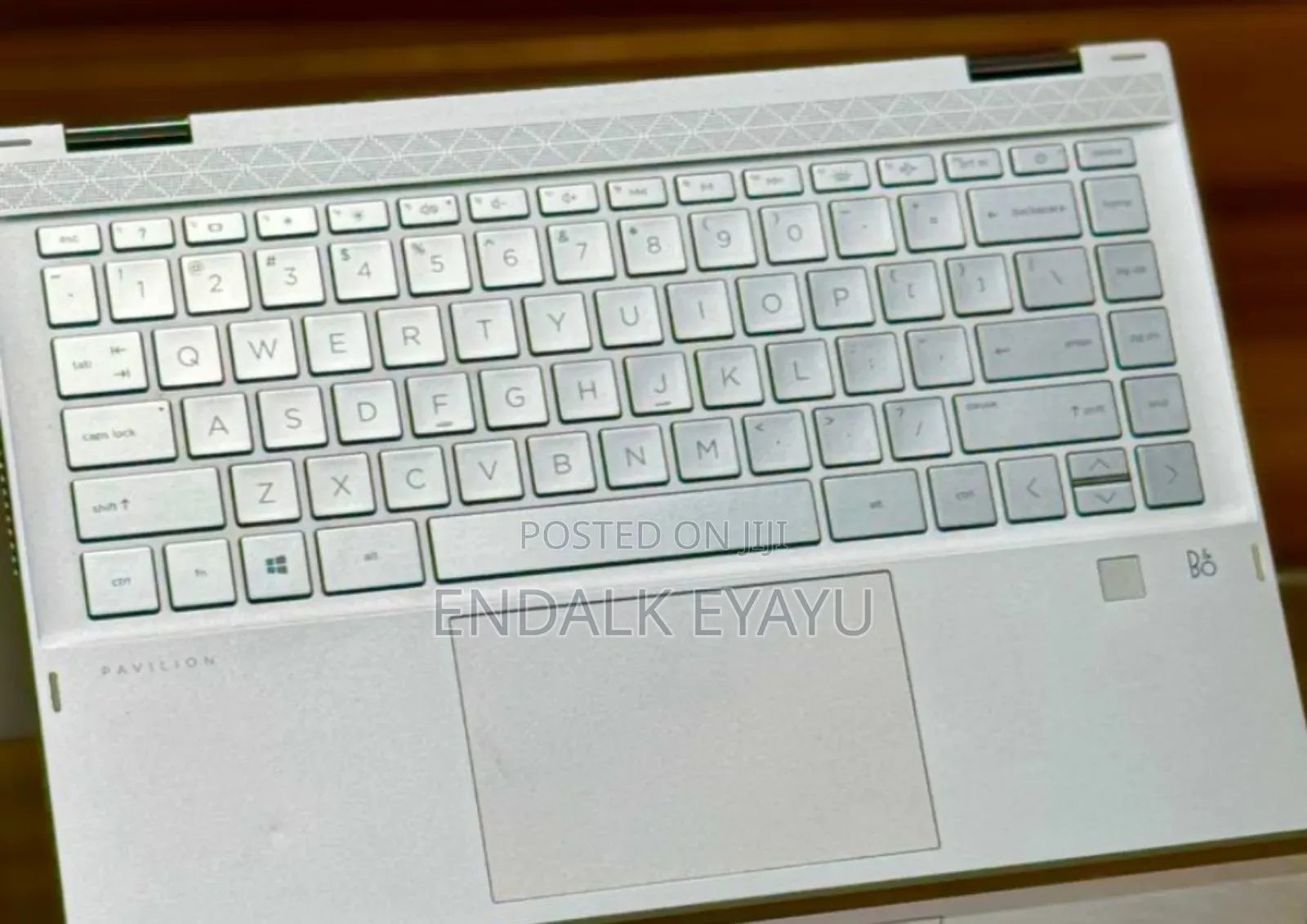 New Laptop HP Pavilion X360 8GB Intel Core I5 SSD 512GB