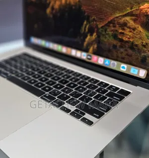 Photo - New Laptop Apple MacBook Air 8GB Intel Core I5 SSD 256GB