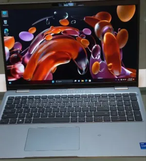 Photo - New Laptop Dell Latitude 5540 16GB Intel Core I7 SSD 512GB