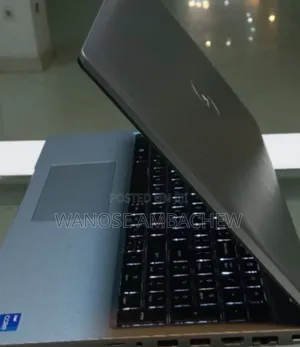 New Laptop Dell Latitude 5540 16GB Intel Core I7 SSD 512GB