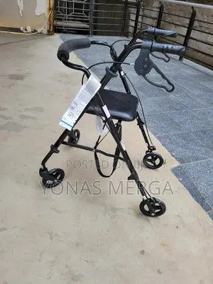 Photo - Walker+Chair妘150kg Weight Capacity٦狀1 Rolling Walker, Black