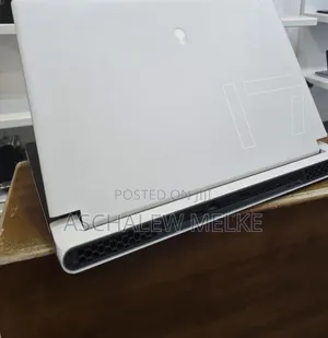 New Laptop Alienware M17x R2 32GB Intel Core I7 SSD 1T