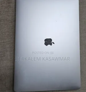 New Laptop Apple MacBook Pro 32GB Intel Core I9 SSD 512GB