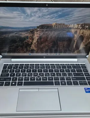 Photo - New Laptop HP EliteBook 840 16GB Intel Core I7 SSD 512GB