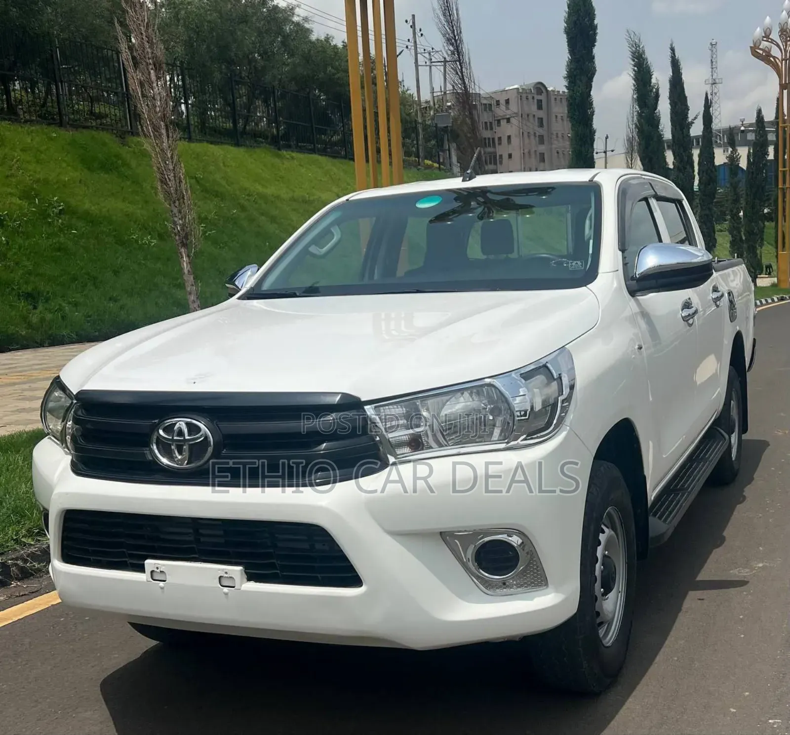 Toyota Hilux 2017 White