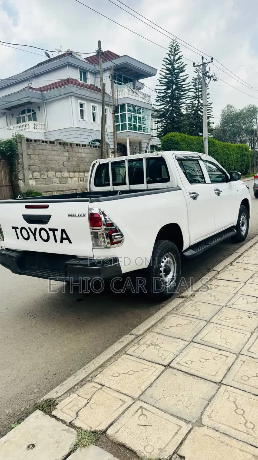 Toyota Hilux 2017 White