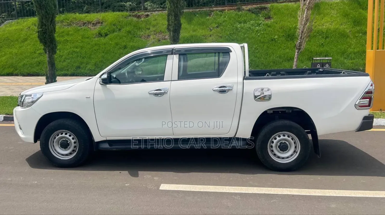 Toyota Hilux 2017 White
