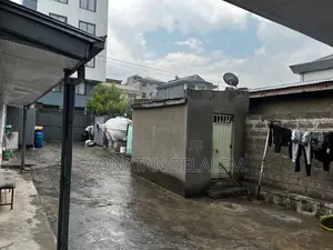 3bdrm House in Yeka for sale