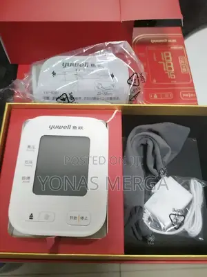 Photo - Blood Pressure Monitor#变it Offers One-Touch Operation