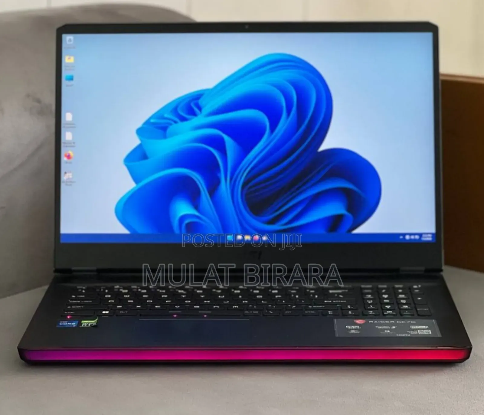 New Laptop MSI Raider GE76 12UGS 32GB Intel Core I7 SSD 1T