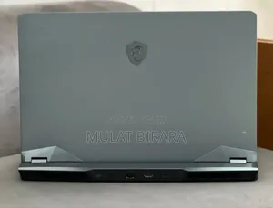 New Laptop MSI Raider GE76 12UGS 32GB Intel Core I7 SSD 1T