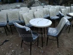 Photo - B Hotels Restaurants Beauty Salons ሆቴል ካፌ ቤት የውበት ሳሎን ወንበር